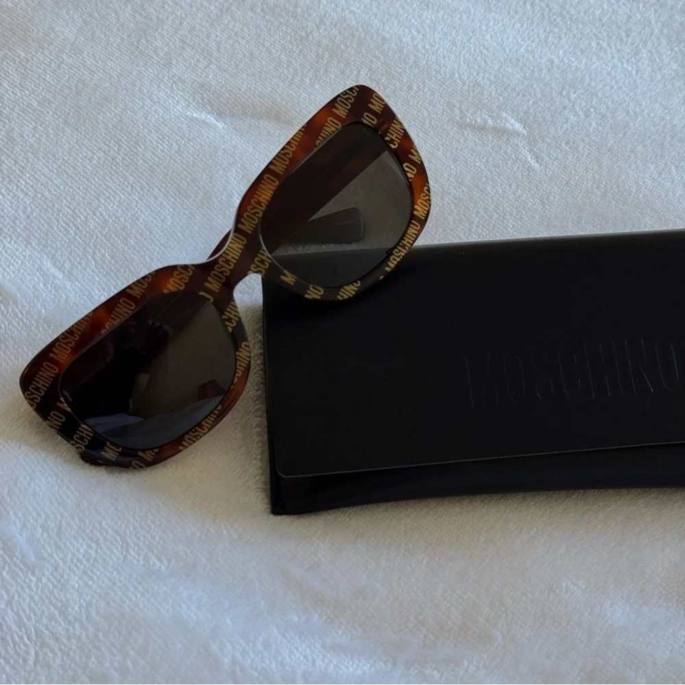 ✨ NWT Moschino Logo Monogram Sunglasses Brown MOS132/S - Authentic ✨